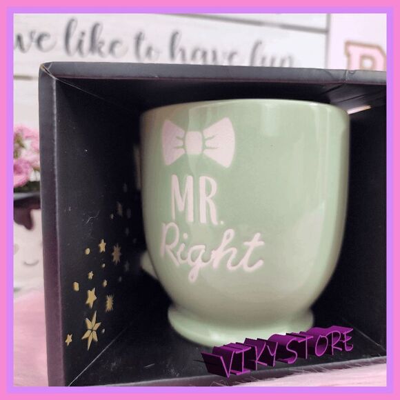 Set of 2 Mugs {Mr Right Mrs Always Right} - Picture 4 of 5